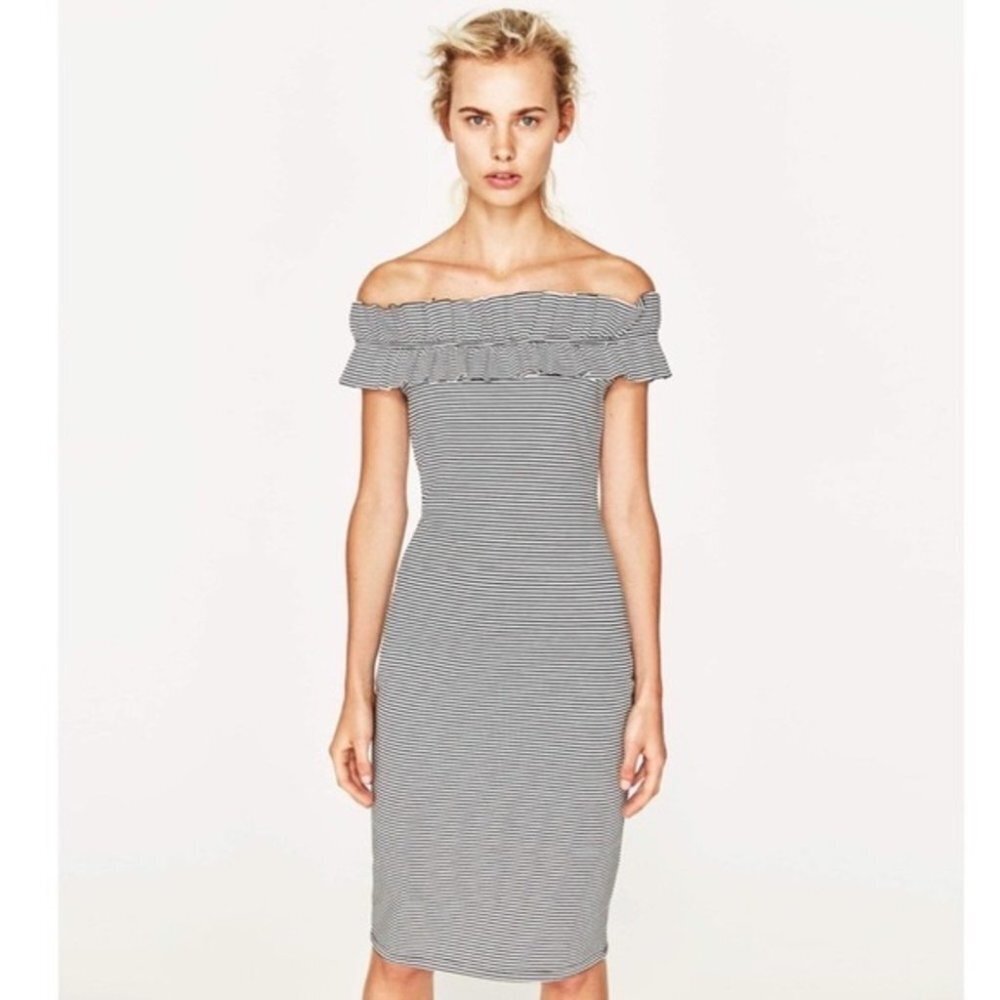 Zara Trafaluc NWT ruffle off shoulder black  and white striped bodycon dress SP